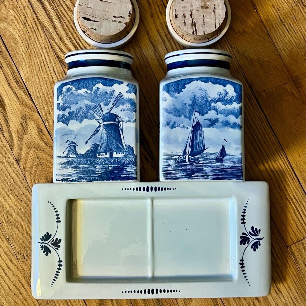 Delft Blue Condiment Set - Picture 3 of 9